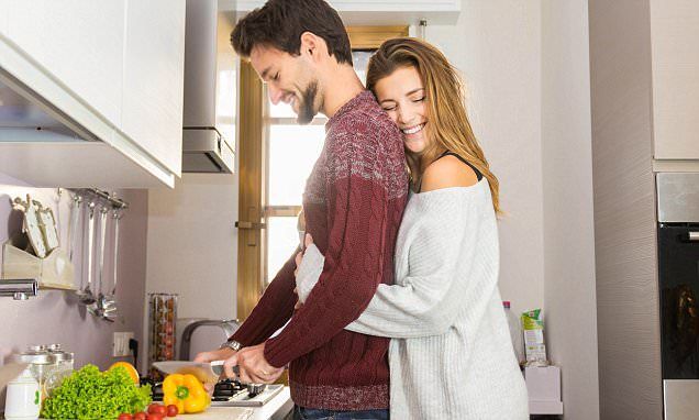 생리 기간에 여자친구를 이해하는 방법: 남자가 조심해야 할 사항 3 생리기간에-남자가-조심해야-할-사항